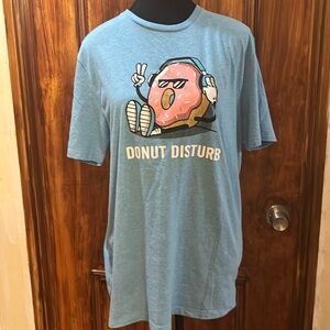 Old Navy Graphic T-Shirt